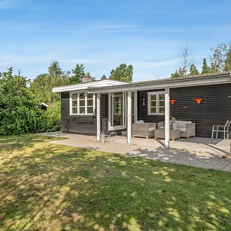 Roar - 7-5km From The Sea By Interhome
